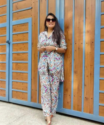 NEYSA Tshirt Chinos Co-ords Set