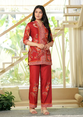 ZariDhaaga Top Pant Co-ords Set
