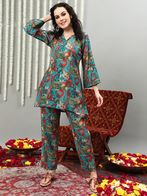 Sangria Women Abstract Straight Kurta(Green, Red, Yellow)