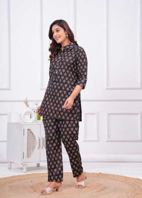 Gora Laxmi Women Kurta Pyjama Set
