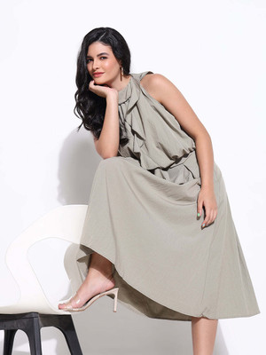 SHOWOFFFF Top Skirt Co-ords Set