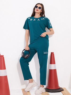 QUIRA Tshirt Pant Co-ords Set