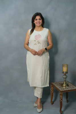 ShreeBalaji Women Kurti Pant Set