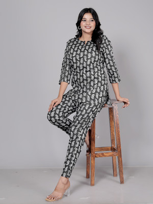 HARIOM CREATIONS Tunic Hot Pants Western Set