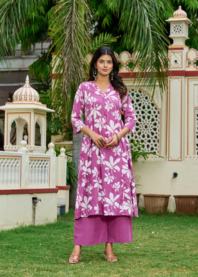Nayo Women Kurta Palazzo Set