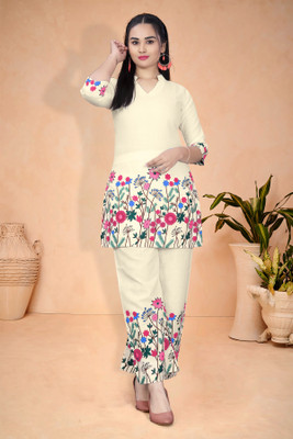 Pavitra Fashion Top Pant Co-ords Set