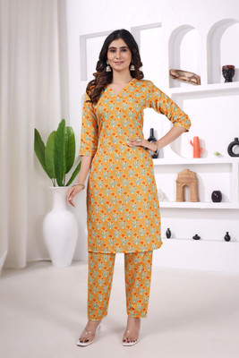 Divastri Women Kurta Pant Set