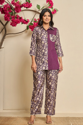 SUAAC Tshirt Pant Co-ords Set