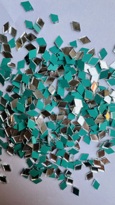MAHANT DIAMOND SHAPE SILVER MIRROR FOR LIPPAN ART 6MM 50GM 665PIECE