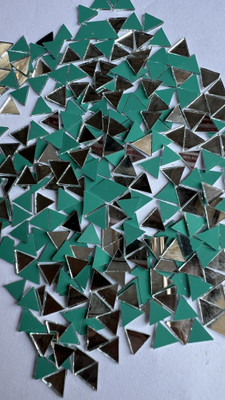MAHANT TIANGLE SHAPE SILVER MIRROR FOR LIPPAN ART 8MM 50GM 500PIECE