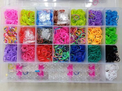 CrazyBuy Rainbow Rubber Bands with 4200 Loom bands for kids