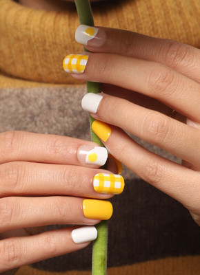 Lick - Press on Nails 30 Pcs Square Shape Reusable Fake/Artificial/False Nails Extension Acrylic Nails Sunshine Yellow With Pearl White And Checkered Printed(Pack of 30)