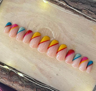 Happy fingers Press On Nails/fake Nails /false Acraylic Women Nails327 MULTICOLOR(Pack of 12)