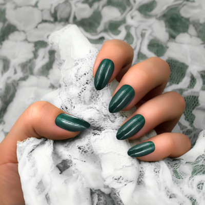 Bella Monza Women Artificial Nails Kit with Glue 24 PCS of Stick on Nails Glossy Green(Pack of 24)
