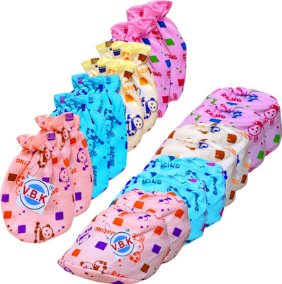V.B.K Baby Care Combo Pack Of Mittens and Booties, Set Of 4, Hosiery Soft Material, Multicolor(Multicolor)