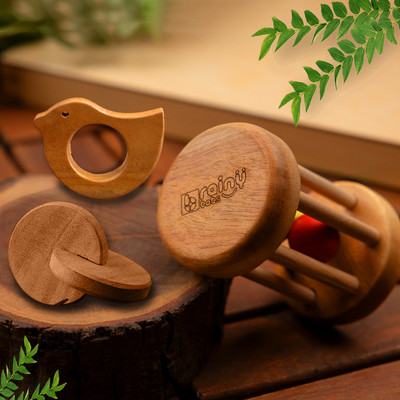 Brainytots Neem Gift Box Neem Wood Drum Rattle, Interlocking Discs and Dove Shaped Teether Rattle(Brown)