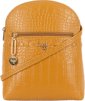 Baggit lp lovy s crocsy gloss 5 mustard 3.23 L Backpack(Yellow)