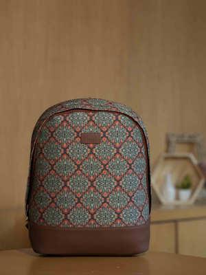 ZOUK Kolkata Nouveau Dome Daypack 12 L Backpack(Green)