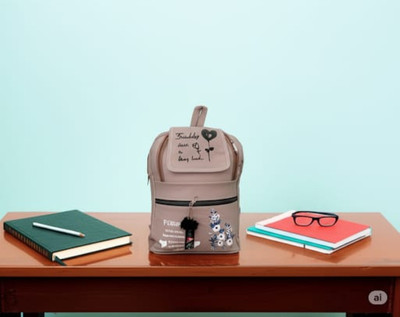 LR WOMEN_BACKPACK_STYLISH 5 L Backpack(Grey)