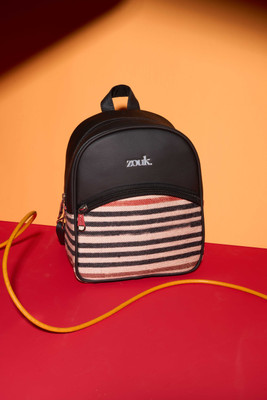 ZOUK Dalila Mini-Daypack - Qutub Stripes 4.01 L Backpack(Multicolor)