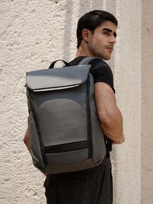 SWISS MILITARY GAZEBO 15.6 Screen Sleeve Laptop Compartment Key Chain Holder & Sunglass Holder 21 L Laptop Backpack(Grey)