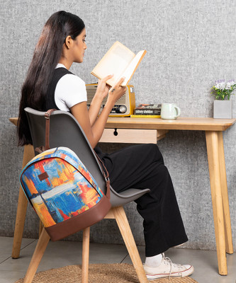 ZOUK Abstract Amaze Dome Daypack 12 L Backpack(Multicolor)