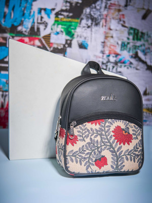 ZOUK Dalila Mini-Daypack - Nawabi Couture 4.01 L Backpack(Red)