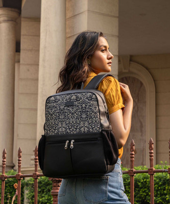 ZOUK Lattice Lace Office Backpack 16.5 L Laptop Backpack(Black)