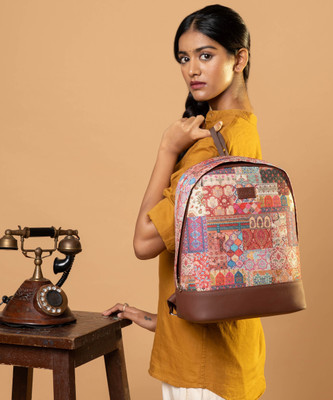 ZOUK Kutch Gamthi Dome Daypack 12 L Backpack(Multicolor)