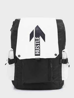 BEWAKOOF 640612 10 L Backpack(Black)