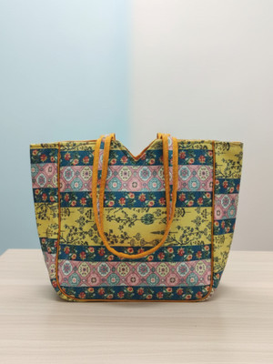IMTRA FASHION IFBG-16 Sling Bag(Yellow, 20 L)