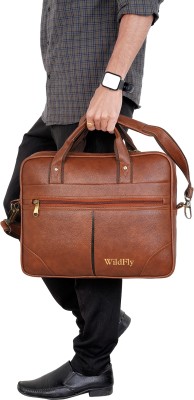 WildFly Men Tan Messenger Bag