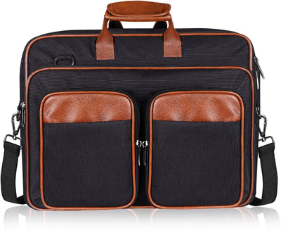 JPEnterprises Men Black Messenger Bag
