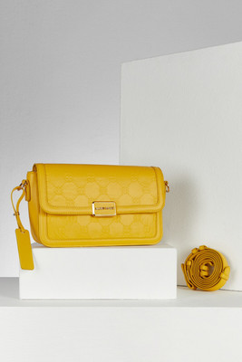 Allen Solly AHBGFRGBS01744 Sling Bag(Yellow, 5 L)
