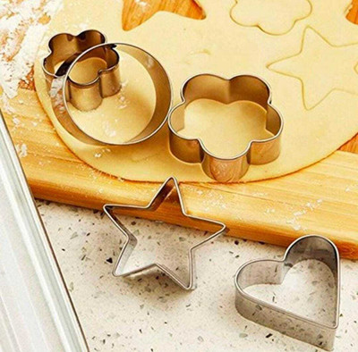 UA plastic 12Pcs Cookie Cutter Set 4 Flower/Round/Heart/Star Shapes Biscuit Cookie Cutter(Pack of 12)