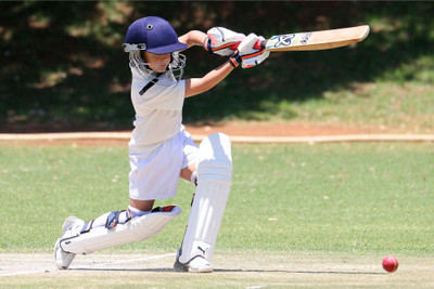 RMAINI SPORTS RED_CRICKET_LEATHER_BALL_PACK _OF_1 Cricket Leather Ball(Standard, Pack of 1, Red)