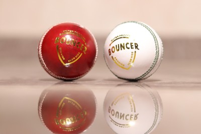 KHX ENTERPRISES White , Red Bouncer Cricket Ball Cricket Leather Ball(Pack of 2, Red, White)