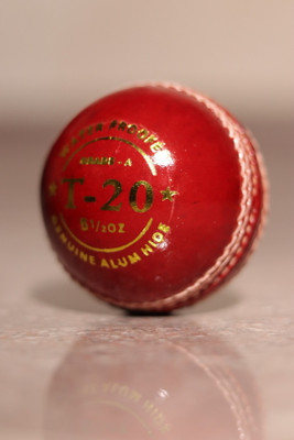 KHX ENTERPRISES Red T-20 Cricket Ball Cricket Leather Ball(Standard, Pack of 1, Red)