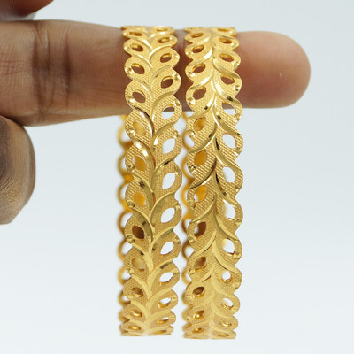 Goldfish Brass Gold-plated Bangle Set(Pack of 2)