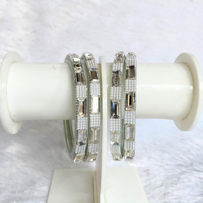 GURU ENTERPRISES Glass Bangle Set(Pack of 4)