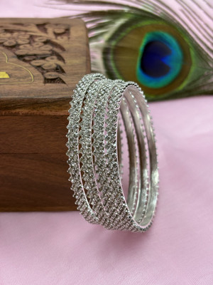 AMRITIYA Brass Bangle Set(Pack of 4)