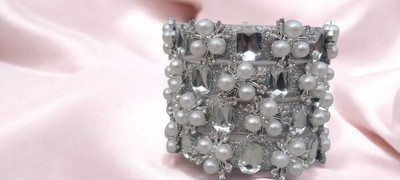 Shriram Metal Diamond Silver Bangle Set(Pack of 4)