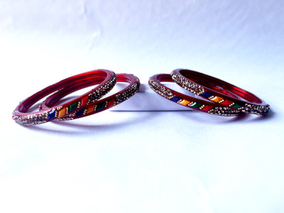 Karaavi Glass Crystal Enamel Bangle Set(Pack of 4)