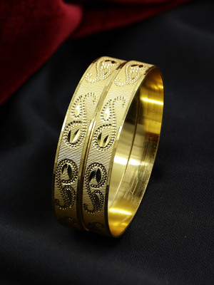 SAIYONI Brass Gold-plated Bangle Set