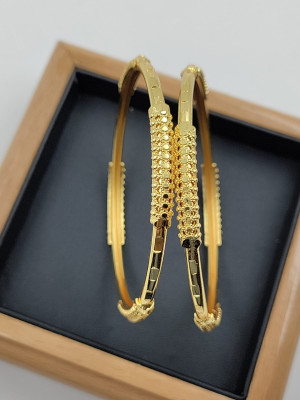 Shree Fashions World Brass Gold-plated Bangle Set(Pack of 2)