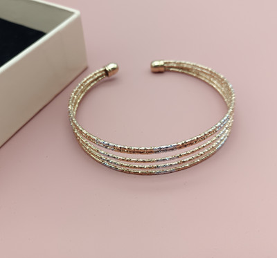 JIPPA Metal Gold-plated Bracelet