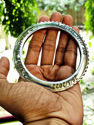 Maitri Stainless Steel Silver Kada