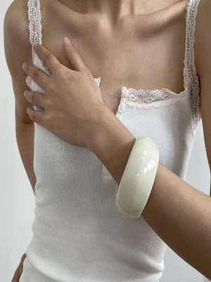 sapraa trends Resin Bracelet