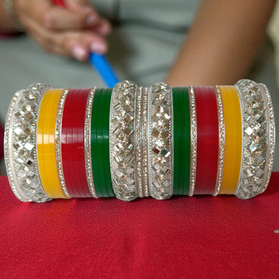 triptitraders Plastic Bangle Set