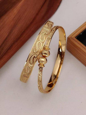 SHIVAY FASHION HUB Alloy Gold-plated Bangle Set